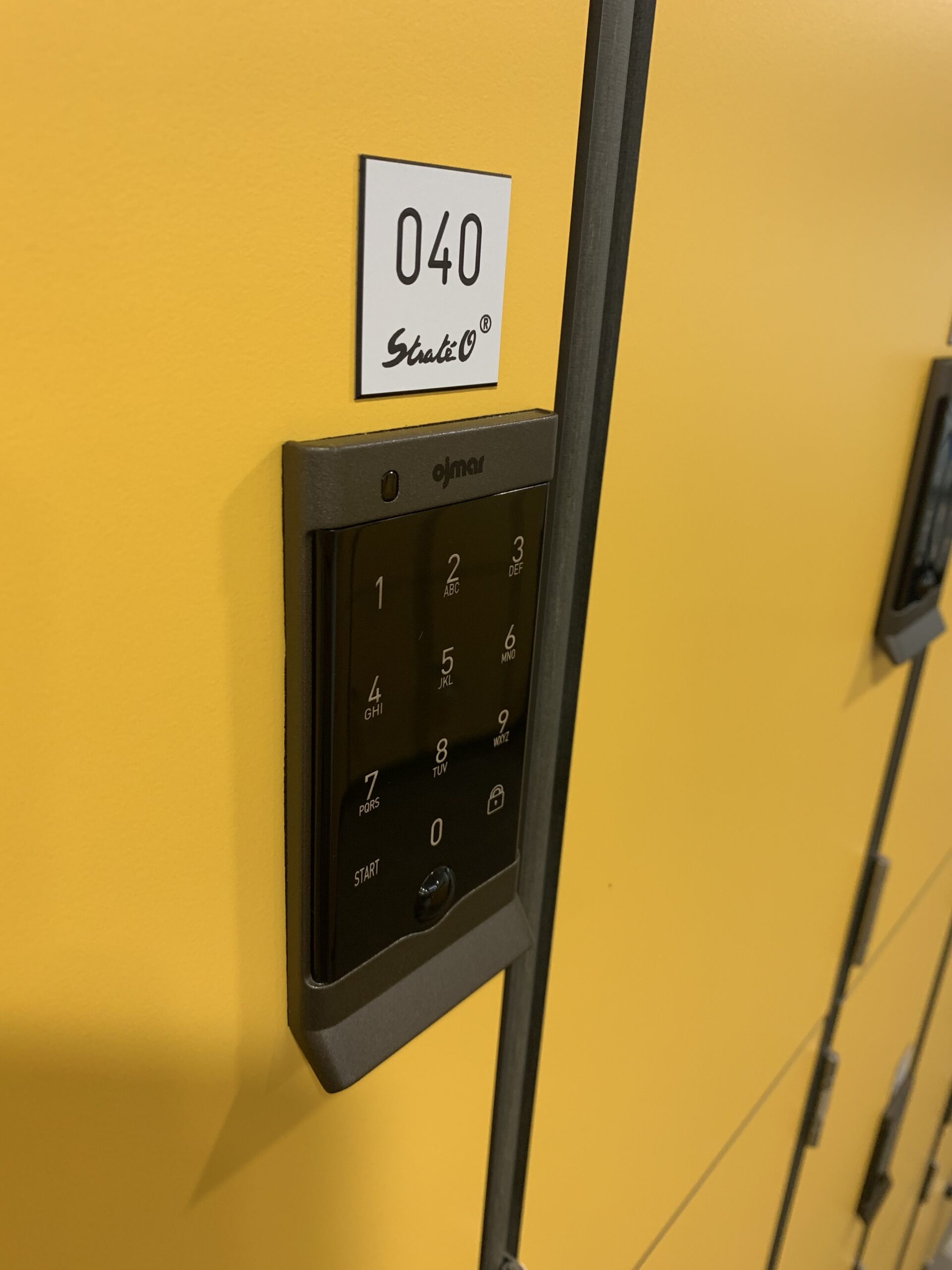 casier jaune serrure ojmar smart